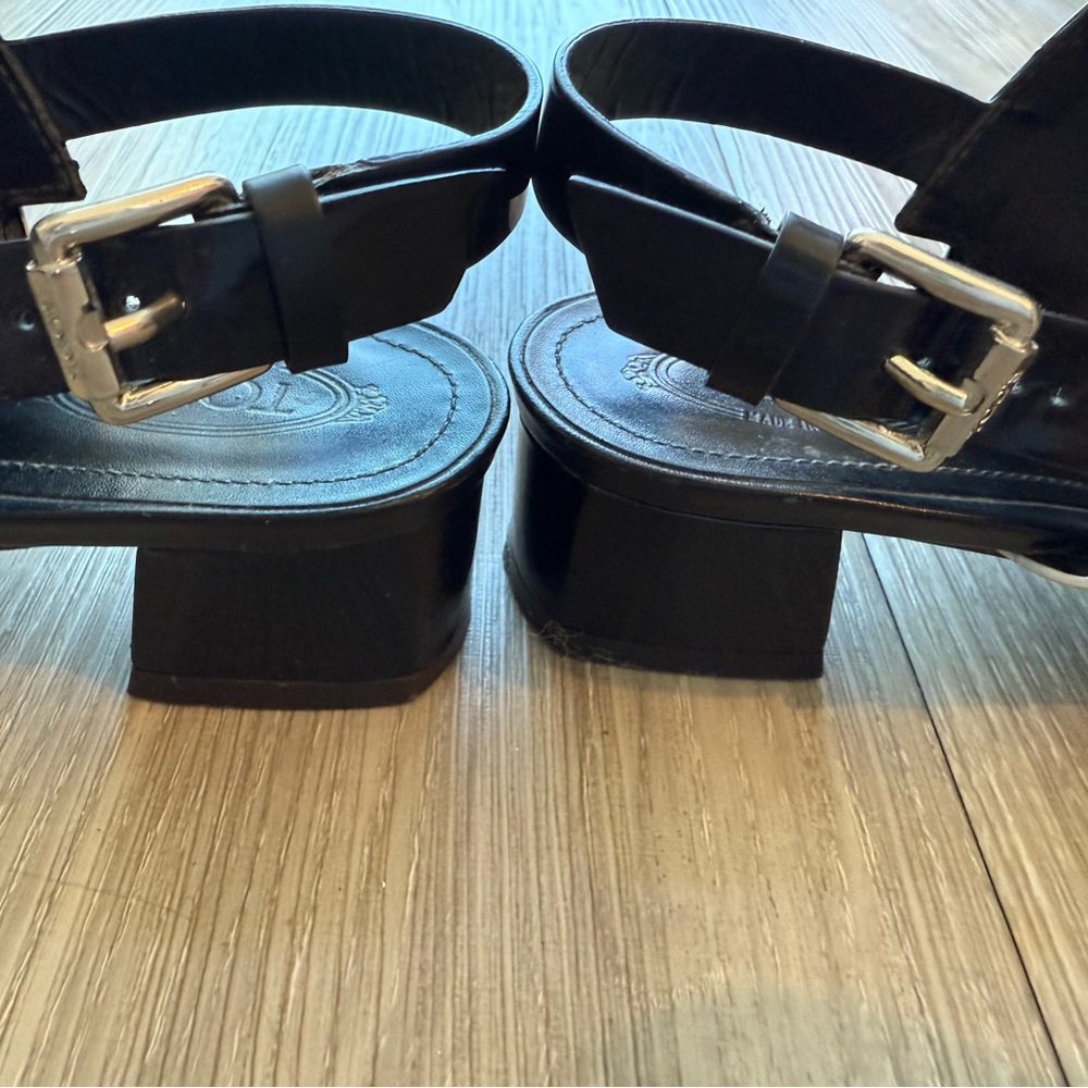 ♠️HP♠️ Tod’s Leather & Patent Leather Black and White Sandal = Size 38 - Picture 5 of 10